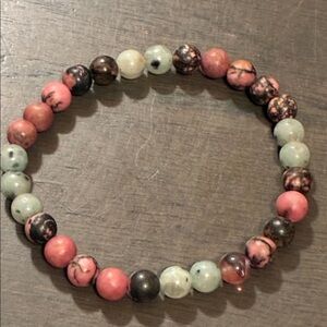 Elegant Multicolor Beaded Bracelet